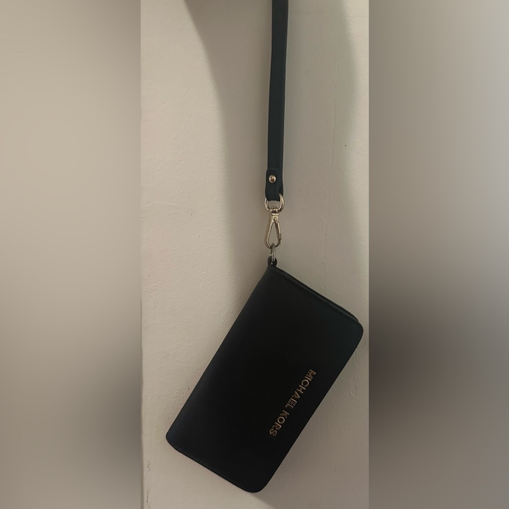 Michael Kors Wristlet